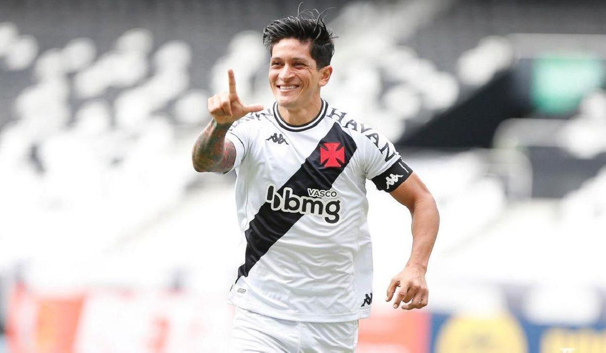 Vasco sai na frente do Botafogo em decisão da Taça Rio