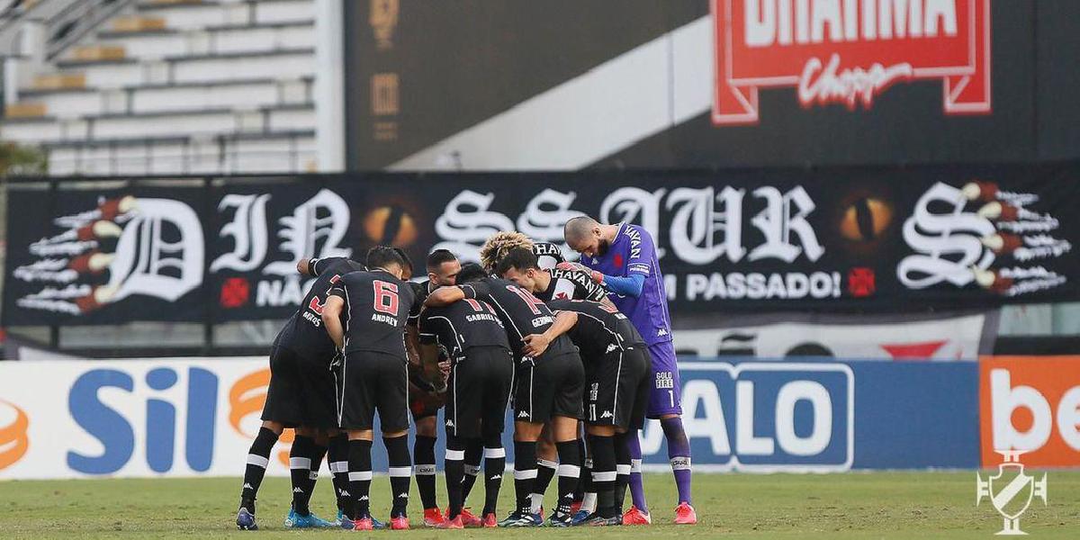 Vasco vence Confiança e chega à 6ª posição na Série B